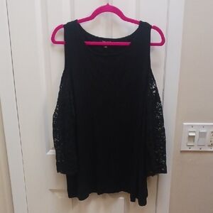 Roz & Ali Black Cold Shoulder Lace Blouse